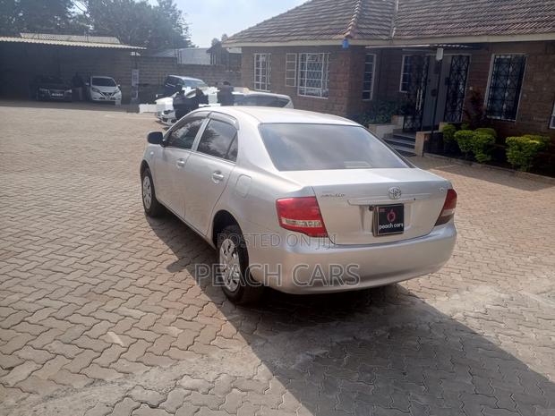 Toyota Axio 2010 Silver