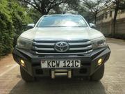 Toyota Hilux 2016 Pearl for sale