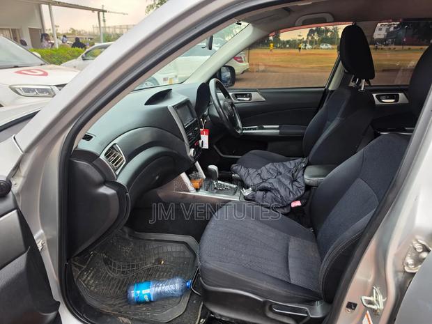 Subaru Forester 2011 Silver