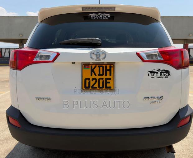 Toyota RAV4 2014 White