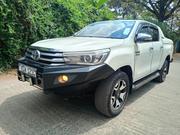 Toyota Hilux 2016 White for sale