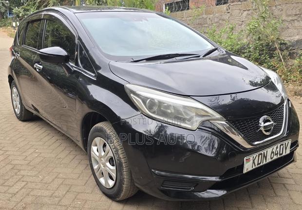 Nissan Note 2017 Black