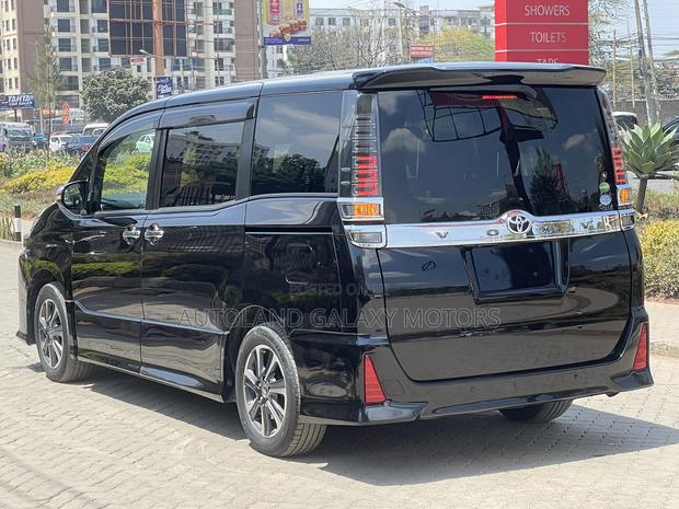Toyota Voxy 2019 Black