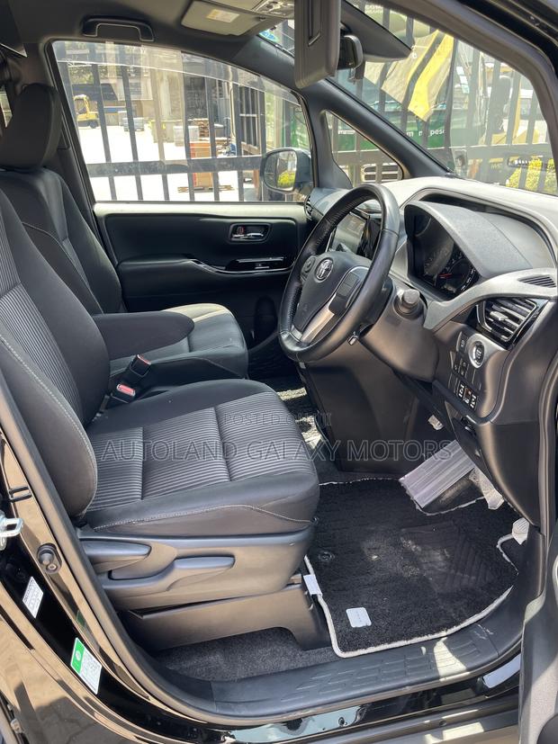 Toyota Voxy 2019 Black