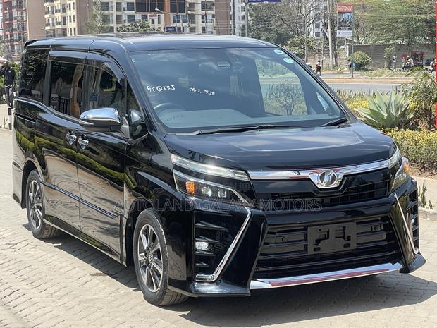 Toyota Voxy 2019 Black