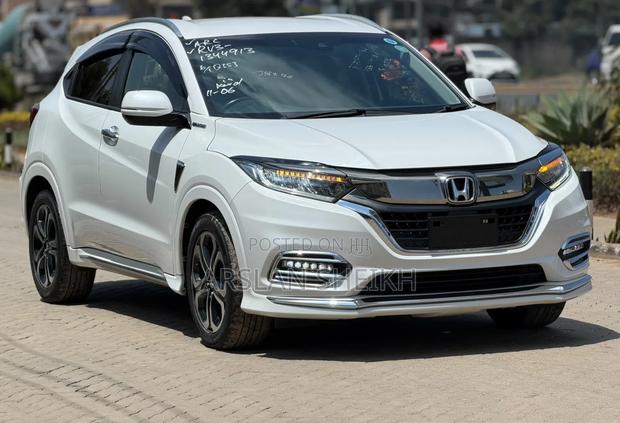Honda Vezel 2019 White