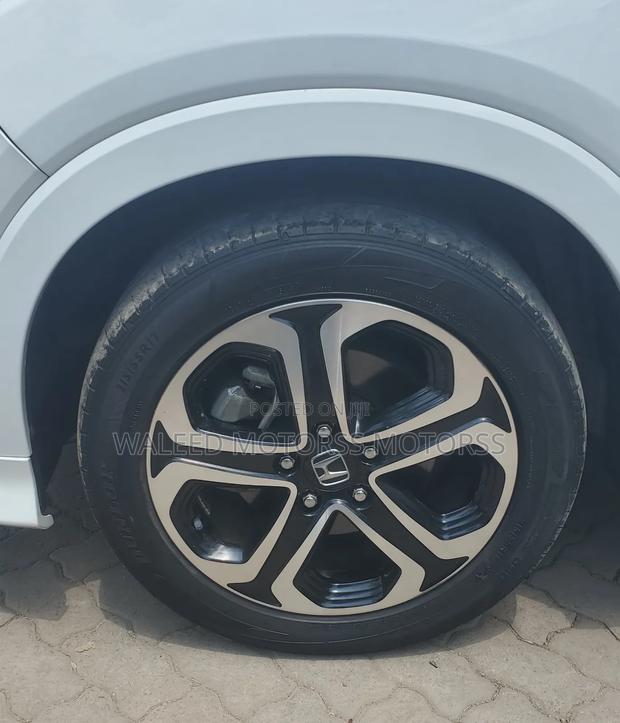 Honda Vezel 1.5 2WD 2019 White
