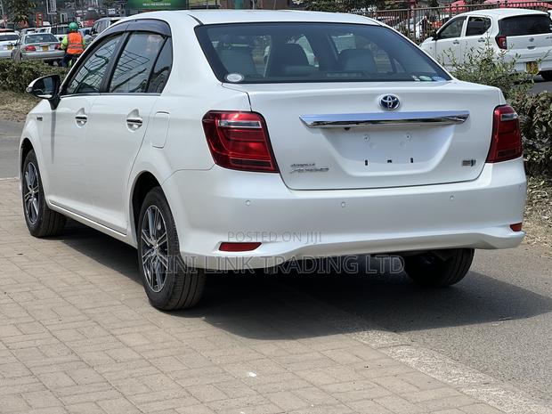 Toyota Axio 1.5 Hybrid G 2WD 2019 Pearl