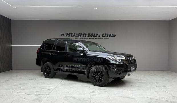 Toyota Land Cruiser Prado 2021 Black