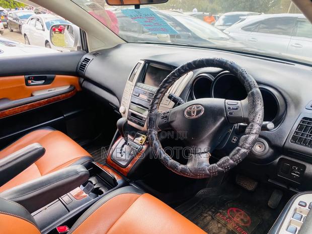 Toyota Harrier 2006 Silver