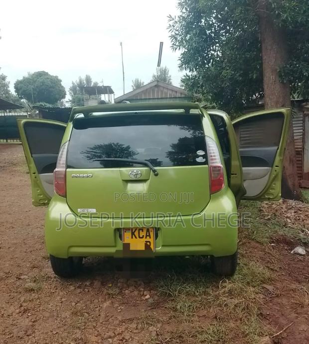 Toyota Passo 2007 Green