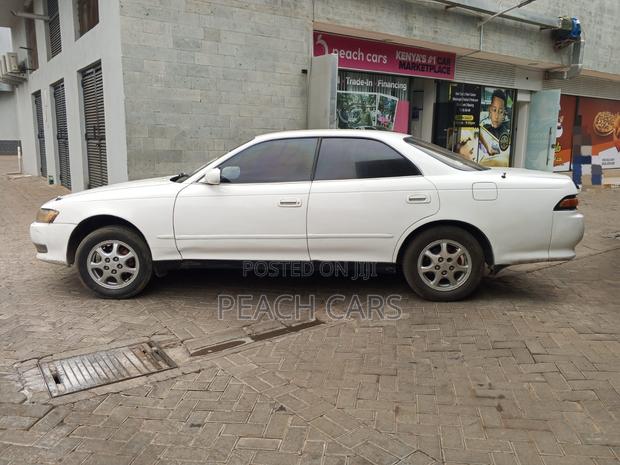 Toyota Mark II 1994 White