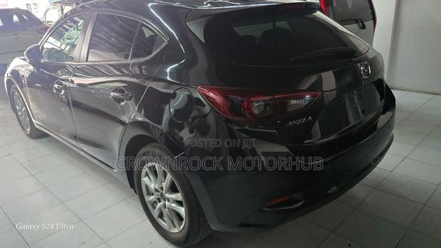 Mazda Axela 2018 Black