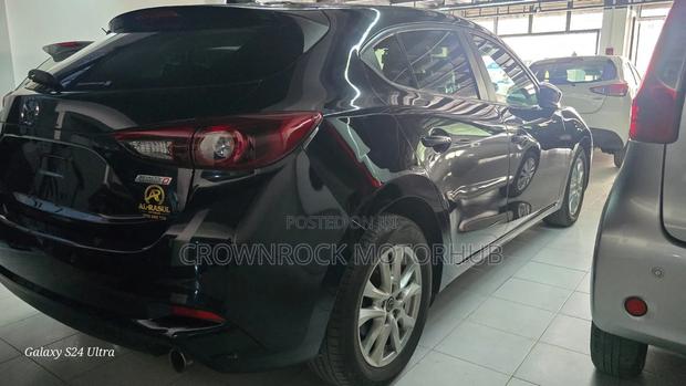 Mazda Axela 2018 Black