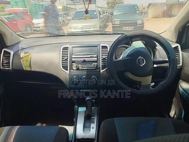 Nissan Wingroad 2007 Silver
