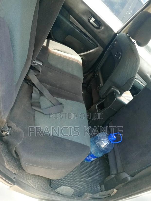 Nissan Wingroad 2007 Silver