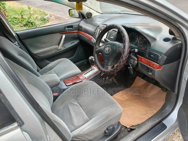 Toyota Premio 2004 Silver