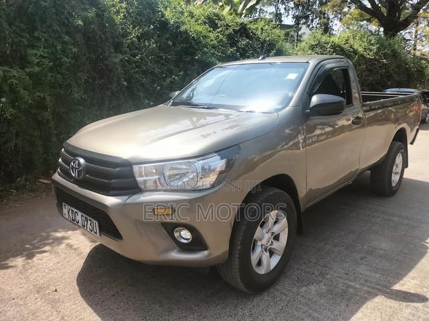Toyota Hilux 2021 Gray