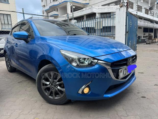 Mazda Demio 2018 Blue