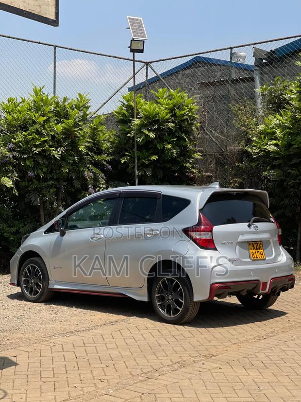 Nissan Note 2017 Silver