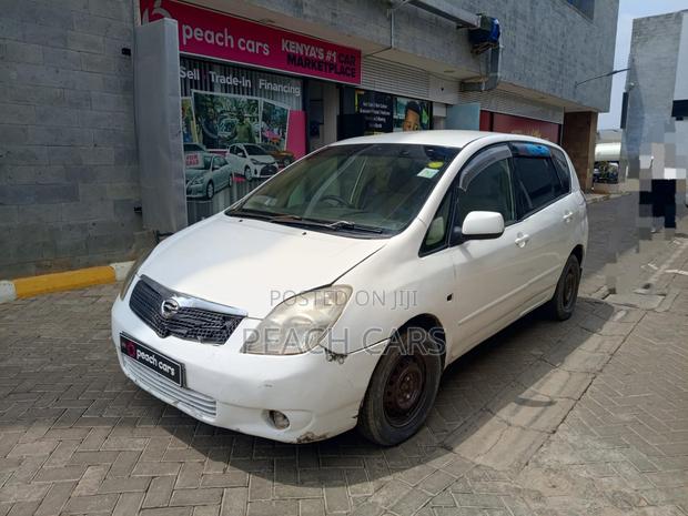 Toyota Corolla Spacio 2002 White