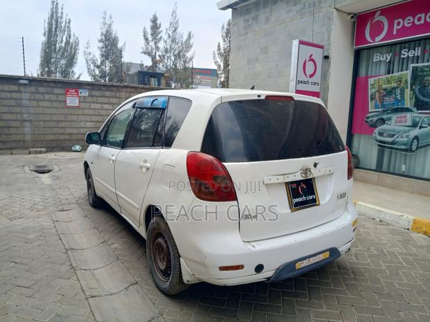 Toyota Corolla Spacio 2002 White