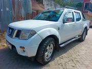 Nissan Navara 2011 White for sale