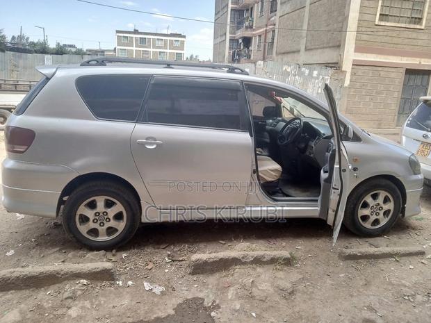 Toyota Ipsum 240i Limited 4WD 2002 Silver