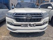 Toyota Land Cruiser 2015 White for sale