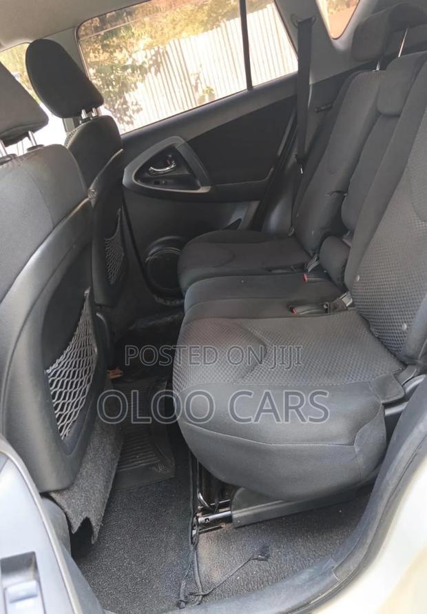 Toyota RAV4 2014 White