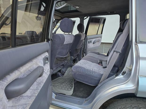 Toyota Land Cruiser 1995 Black
