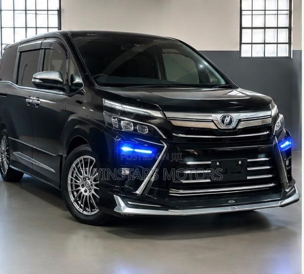 Toyota Voxy Hybrid ZS 2WD 7-Seater 2019 Black