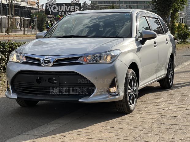Toyota Corolla Fielder 1.5 Petrol AWD 2020 Silver