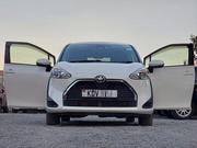 Toyota Sienta 2019 Pearl for sale