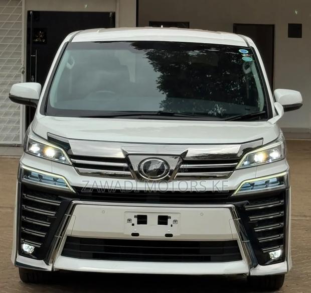 Toyota Vellfire 2019 White