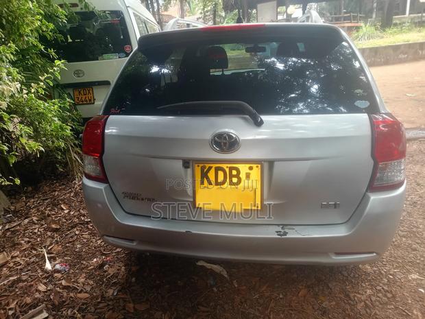 Toyota Corolla Fielder 2014 Silver