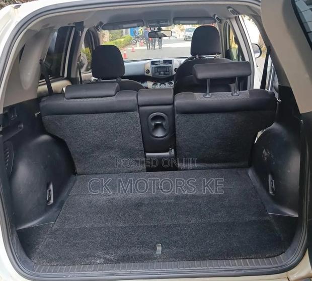 Toyota RAV4 2014 White