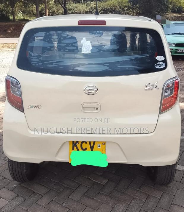 Daihatsu Mira 2012 Yellow