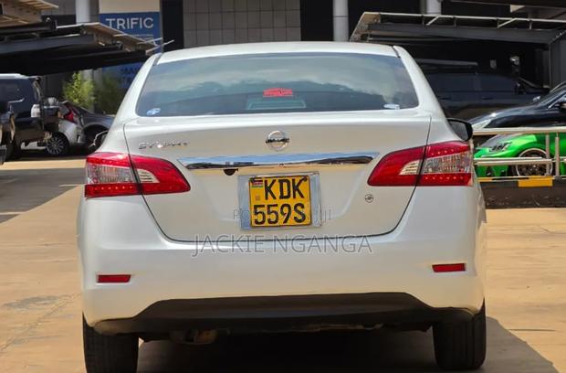 Nissan Bluebird 2015 White