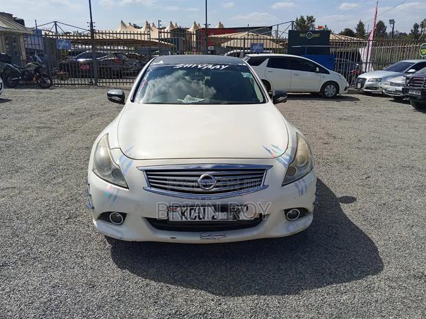 Nissan Skyline 2008 White