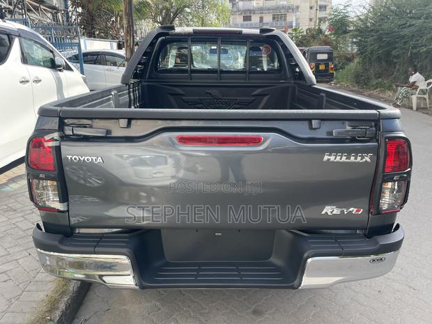 Toyota Hilux Revo Single Cab Deisel 2.4 RWD 2019 Gray