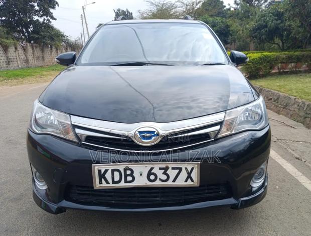 Toyota Corolla Fielder 2014 Black