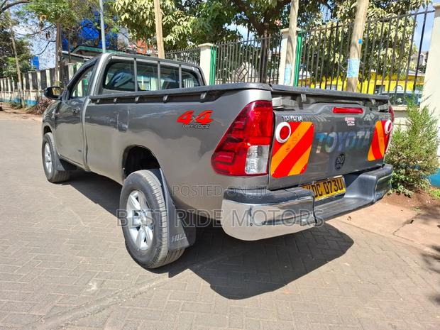 Toyota Hilux Revo Single Cab Deisel 2.4 RWD 2021 Gray