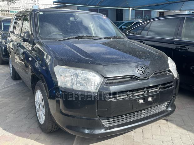 Toyota Probox 1.5 DX Comfort 2WD 2019 Black