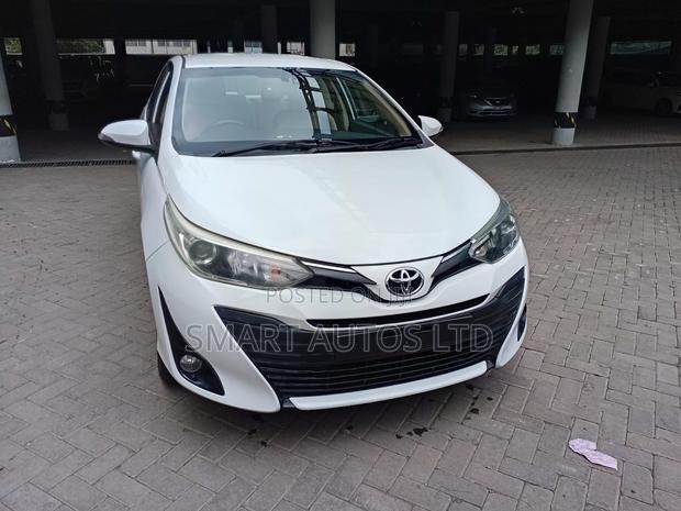 Toyota Yaris 2019 Pearl