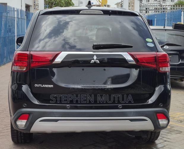 Mitsubishi Outlander 2018 Black