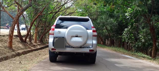 Toyota Land Cruiser Prado 2013 Silver