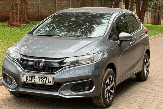 Honda Fit 2017 Gray