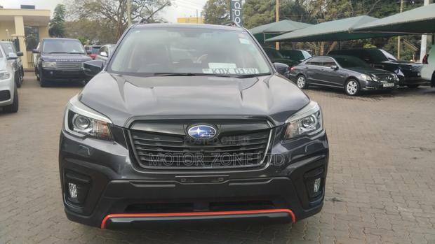 Subaru Forester 2019 Silver
