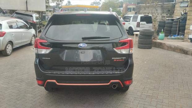 Subaru Forester 2019 Silver